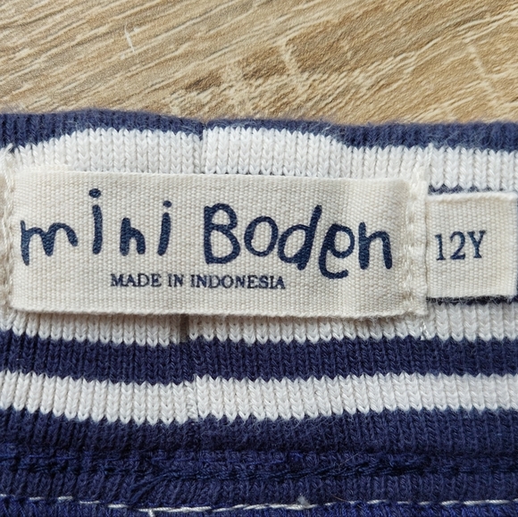 2013 (v)guc Mini Boden star shorts size 12 - Picture 4 of 15